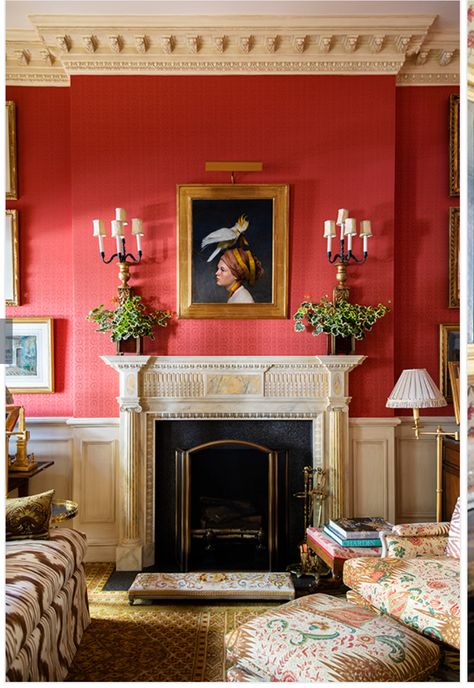 Interior Paint Finishes, Dreamy Interiors, Charlotte Moss, Pink Rooms, Plaster Paint, Paint Fireplace, Wall Colour, Pink Living Room, Simple Interior