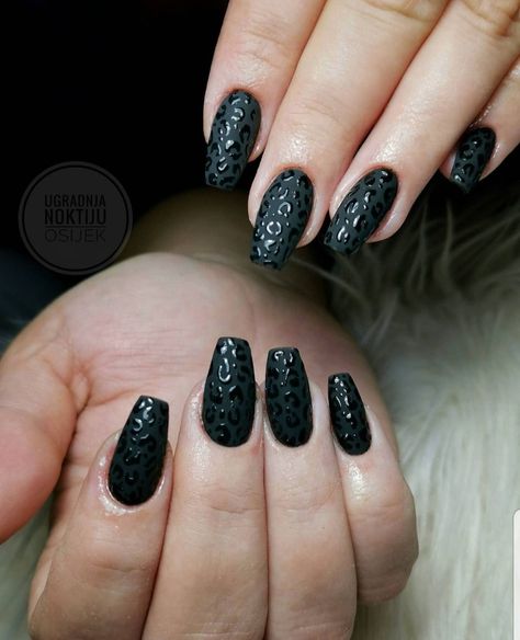 Winter 2021 black leopar nails matte and shine simple Matte Black Nails With Cheetah Print, Black Leopard Nails Coffin, Black On Black Leopard Nails, Black With Leopard Nails, Black Nails Animal Print, Black Nails Cheetah Print, Matte Black Leopard Nails, Black Nails With Leopard Accent Nail, Black Cheetah Nail Designs