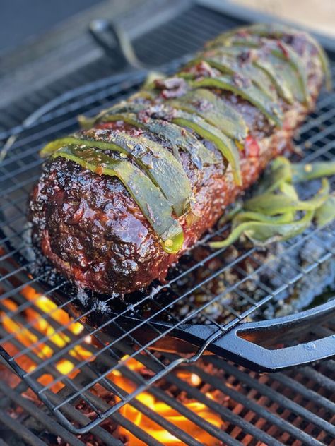 Best Smoked Meatloaf - Kent Rollins Yoder Smoker, Cowboy Kent Rollins, Spicy Meatloaf, Smoked Meatloaf Recipe, Cowboy Cooking, Cowboy Food, Deep Fried Chicken Wings, Deep Fried Chicken, Kent Rollins