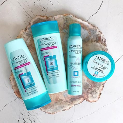 The new Advanced Haircare Extraordinary Clays collection, featuring shampoo, conditioner, pre-shampoo clay mask, and dry shampoo. Loreal Clay Shampoo, Hair Clay Mask, Get Rid Of Greasy Hair, Clay Hair Mask, Oily Roots, Paris Hair, Hair Clay, Hair Supplies, Strawberry Blonde Hair