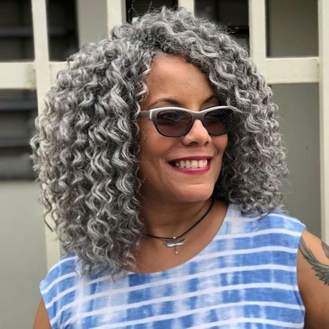 Edgy Gray Curly Crochet Hairstyle Gray Ocean Wave Crochet Hair, Gray Crochet Braids, Cute Crochet Hairstyles, Individual Crochet Braids, Grey Hair Braids, Braid In Hair, Adult Children Quotes, Crochet Hair Styles Freetress, Hairstyles Crochet