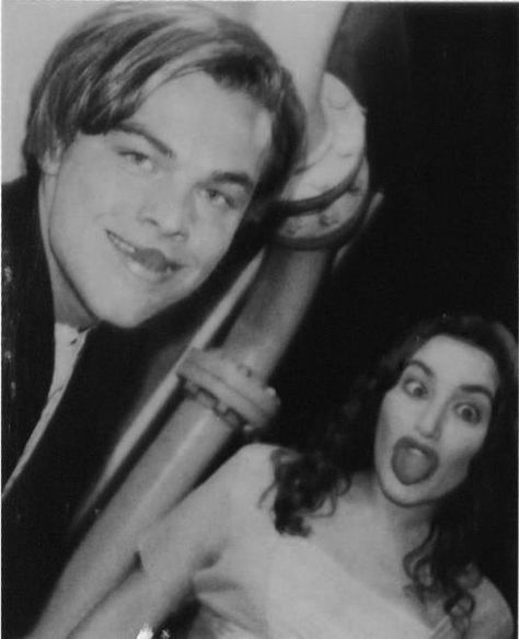 kate winslet, leonardo dicaprio, titanic, behind the scenes, 1990s, 90s, film Leonard Dicaprio, Leo And Kate, Photos Rares, Titanic Movie, Septième Art, I Love Cinema, Spider Man 2, Movies And Series, James Cameron