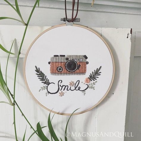 Photography Embroidery, Camera Embroidery, Embroidery Photography, Embroidery Stitches Beginner, Easter Embroidery Designs, Simple Hand Embroidery Patterns, Floral Embroidery Patterns, Embroidery Cross Stitch, Pola Sulam