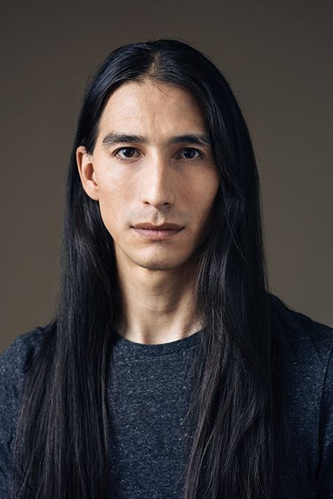 Tokala Clifford Black Elk, Elk Photo, Native American Actors, Male Model Face, Native American Images, Native American Men, Native American Photos, Long Faces, Model Face