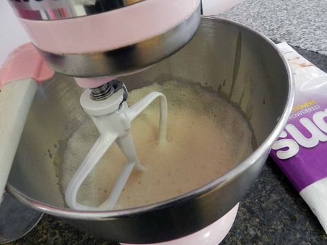 Flour Box Bakery — Royal Icing Recipe and Tips Making Icing, Icing Consistencies, Flour Box Bakery, Making Dough, Flood Icing, How To Make Icing, How To Make Dough, Vanilla Recipes, Decorate Cookies