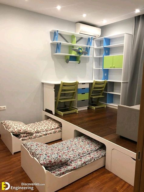 Stunning Bedroom Divider Ideas You Need to See! Small Room For 2 Sisters, Two Kids Bedroom, Two Kids Bedroom Design, Bedroom Divider Ideas, Design Small Room, Bedroom Divider, Small Kids Bedroom, Bed Designs With Storage, Divider Ideas