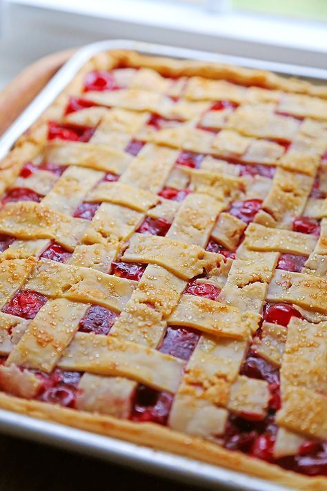 3-Ingredient Cherry Slab Pie – The Comfort of Cooking Cherry Pie Squares, Cherry Slab Pie Recipe, Cherry Hand Pie, Easy Cherry Pie, Cherry Slab Pie, Slab Pie Recipes, Cherry Hand Pies, Sweet Cherry Pie, Cherry Pie Recipe