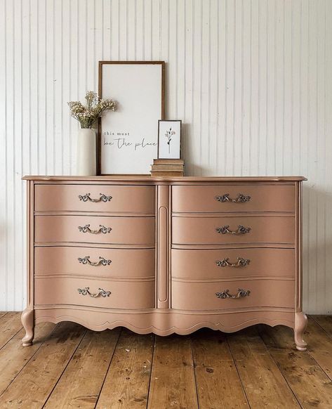 Sierra • Restless&Refurbished on Instagram: “SOLD • I’m 1000% convinced this is the worlds prettiest shade of pink, it’s the perfect blush for a girl room. Solid wood Bassett dresser…” Pink Dresser, Upcycle Furniture, Shade Of Pink, Furniture Flips, Furniture Renovation, Just Peachy, French Provincial, Flipping Furniture, Upcycled Furniture