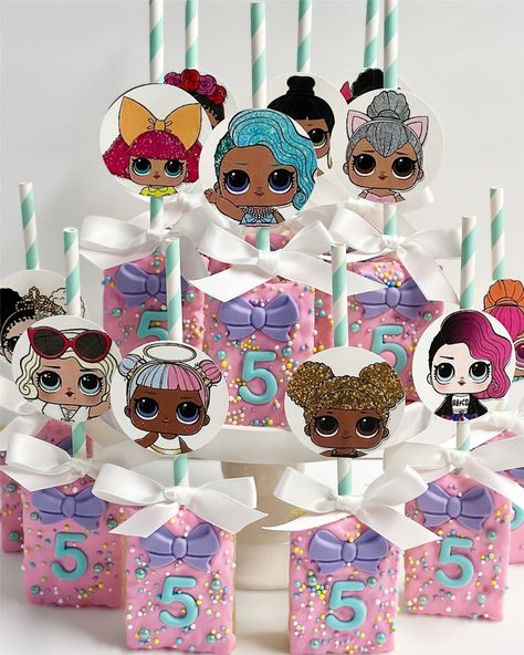 Lol Birthday Cupcakes, Lol Birthday Party, Treat Making, Princess Birthday Decorations, Lol Surprise Party, 4th Birthday Party Ideas, Lol Birthday, Lol Party, Birthday Party Treats