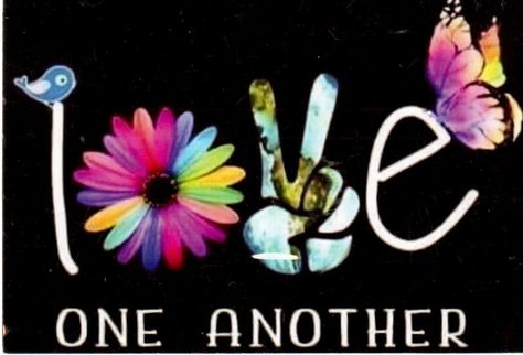 Paz Hippie, Love One Another Quotes, Hippie Quotes, Peace Sign Art, Peace Love Happiness, The Word Love, Give Peace A Chance, Hippie Peace, Peace Art