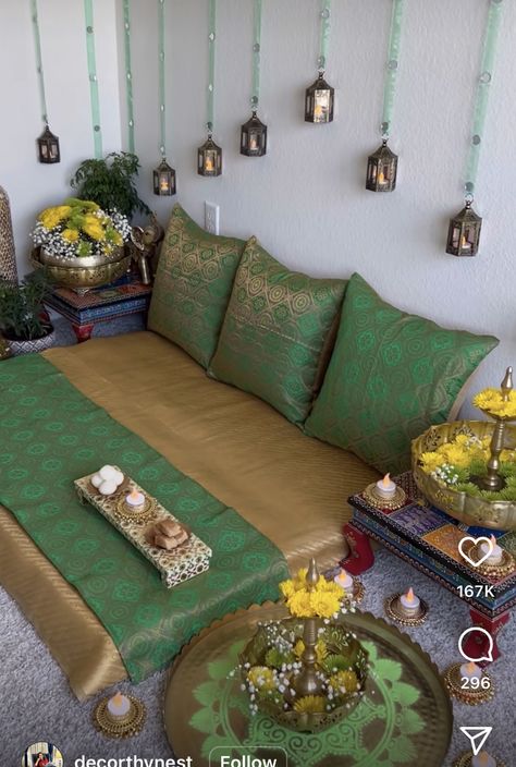 Indian Bedroom Design, Indian Living Room, Diwali Decoration Items, Diwali Decorations At Home, Diy Diwali Decorations, Colourful Living Room Decor, Ethnic Decor, Ethnic Home Decor, Home Decor Crate