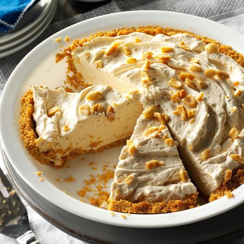 Peanut Butter Cream Pie Recipe -During the warm months, it's nice to have a fluffy, no-bake dessert that's a snap to make. Packed with peanut flavor, this pie gets gobbled up even after a big meal! —Jesse & Anne Foust, Bluefield, West Virginia Butter Cream Pie Recipe, Peanut Butter Cream Pie, Peanut Butter Cream, Coconut Dessert, Keylime Pie Recipe, Brownie Desserts, Cream Pie Recipes, Peanut Butter Desserts, Refreshing Desserts