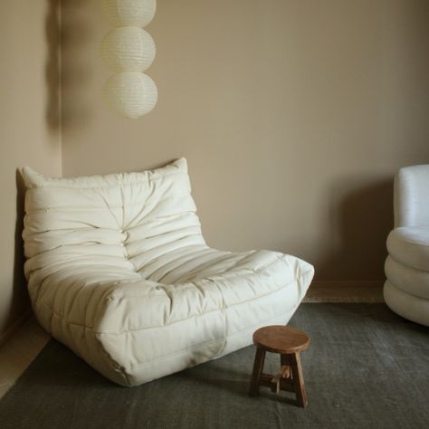 White Togo Sofa, Togo Chair Bedroom, Togo Sofa Aesthetic, Togo Chair Living Room, Togo Sofa Living Room, Meditation Furniture, Togo Couch, Fashion Grails, Togo Chair