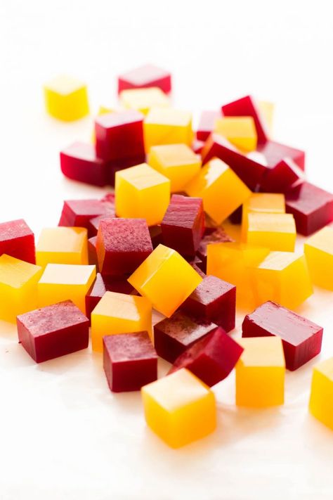 Fancy Party Food, Fruit Snack Recipe, Healthy Smoothies For Kids, Gummy Snacks, Healthy Gummies, Vegan Jelly, Gummies Recipe, Vegan Gummies, Smoothies For Kids