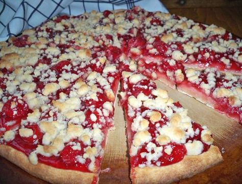 Cherry Dessert Pizza Recipe Image Cherry Dessert Pizza, Cherry Pizza, Dessert Pizza Recipe, Potato Pizza Recipe, Sourdough Crust, Dessert Pizzas, Cold Pizza, Fruit Pizza Sugar Cookie Recipe, Pizza Ranch