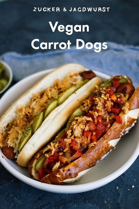 Vegan Carrot Dogs #carrotdogs #hotdogs #veganfood #vegansausage #sausage #carrots #vegansnacks #fingerfood Carrot Hot Dogs, Vegan Cookout, Vegan Hot Dog, Veggie Main Dishes, Carrot Dogs, Grilled Carrots, Vegan Grilling, Vegan Snack, Meat Alternatives