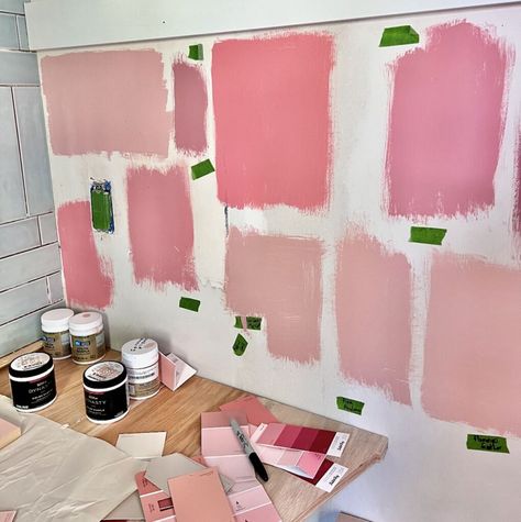 Comical Coral Sherwin Williams, Coral Pink Bathroom, Bathroom Paint Color, Coral Bathroom Decor, Coral Paint Colors, Coral Paint, Light Coral Color, Coral Bathroom, Coral Interior