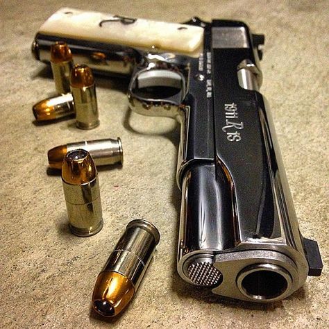 33k Likes, 350 Comments - Gunsdaily™ (@gunsdaily) on Instagram: “By @illmanneredgunrunner707 The beautiful Remington R1 1911 .45acp High Polished pistol. #remington…” 38 Super, Fire Powers, Six Feet Under, American West, Government, Shells, Models