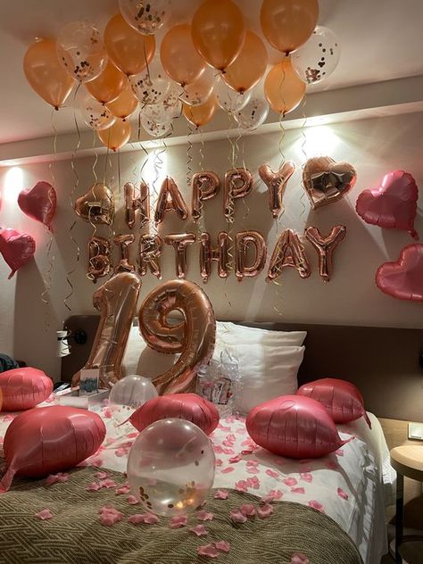 love it. Will order more soon. 19th Birthday Hotel Party Ideas, Hotel Birthday Party Ideas 19, Birthday Trip Decorations, Hotel Birthday Party Decorations Ideas, 18th Hotel Birthday Party, Birthday Party Hotel Room Ideas, Hotel Birthday Set Up, Hotel Decorations For Birthday, Hotel Room Birthday Party