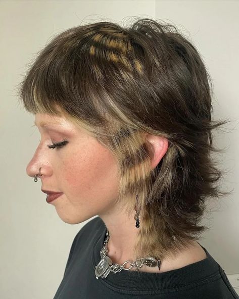 Home / Beauty / 17 Trendy & Cool Mullet Haircuts For Women	<img alt='' src='https://secure.gravatar.com/avatar/6377dcff6477c3513520a2ca39f93901?s=28&d=mm&r=g' srcset='https://secure.gravatar.com/avatar/6377dcff6477c3513520a2ca39f93901?s=56&d=mm&r=g 2x' class='avatar avatar-28 photo' height='28' width='28' decoding='async'/>ByLisa Updated onSeptember 25, 2024 Women’s Shag Mullet, Alt Mullet Girl, Long Mullet Women, Fairy Mullet, Mullet For Women, Cool Mullet, Emo Mullet, Classic Mullet, Woman Haircut