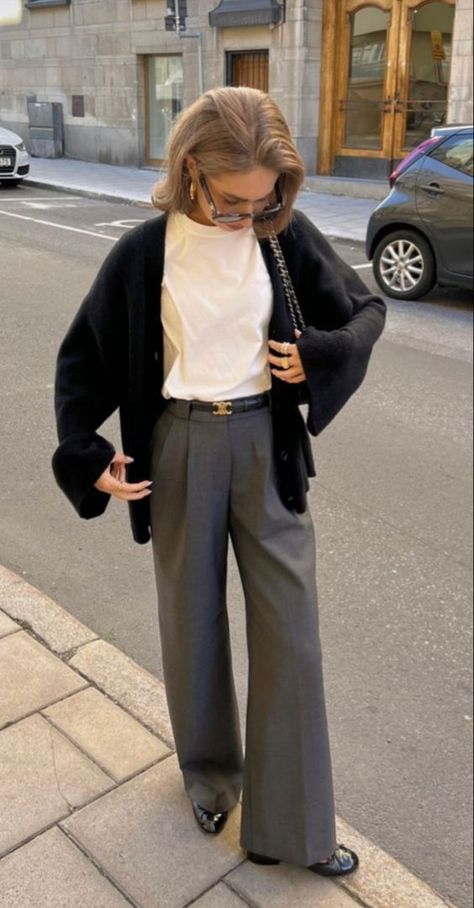 Black Cardigan Outfit Aesthetic, Black Cardigan Outfit, Cardigan Outfit Aesthetic, Edgy Work Outfits, Slacks Outfit, Grey Pants Outfit, Christmas Outfit Ideas, Outfit Choices, Winter Pants Outfit