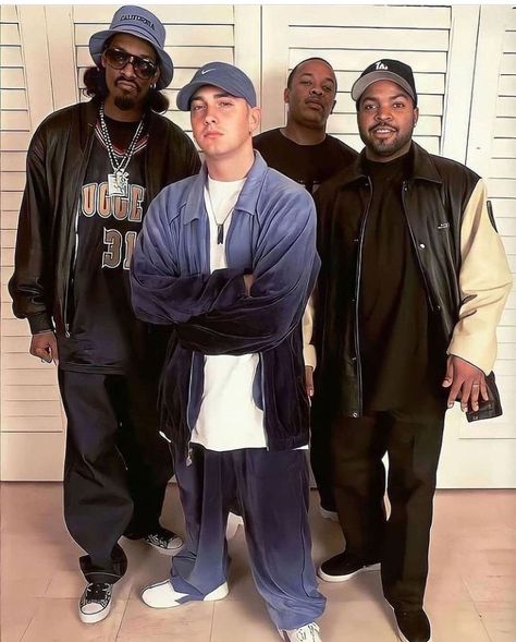 2pac Snoop Dogg Eminem, Snoop Dog And Eminem, Ice Cube In The 90s, Ice Cube Outfits 90s, Dr Dre And Snoop Dog, Snoop Dogg Outfits 90s, Snoop Dogg Style, Eminem 90s Style, Eminem Snoop Dogg Dr Dre