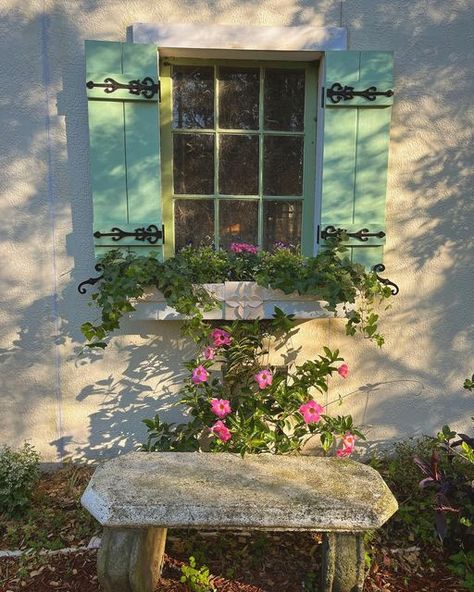 French Cottage Windows, Cottage Window Shutters, Cute Shutters, French Window Boxes, French Window Shutters, Cottage Shutters Exterior, Cottage With Shutters, French Country Windows, Cottage Core Window