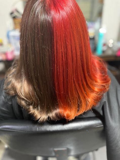 #splitdye #splitdyedhair #redhaircolor #brownhaircolors Hair Red And Brown, Red Split Dye, Dye Styles, Split Dye, Split Dyed Hair, Blow Dry Bar, Haircut Pictures, Level 7, Split Hair