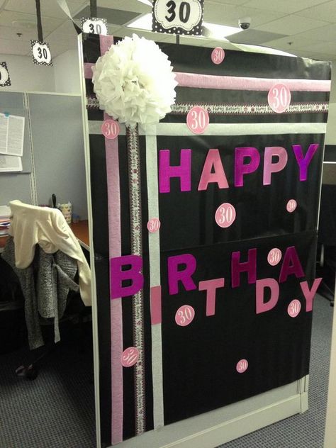 Cubicle Decorations for Birthday. Cubicle Decorating Ideas, Cubicle Birthday Decorations, Decorate Cubicle, Diy Cubicle, Office Birthday Decorations, Office Morale, Cubicle Decorations, Cube Decor, Office Birthday Party