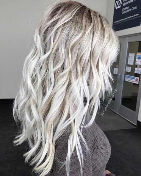 3,788 Likes, 88 Comments - Cadillac Michigan✂️HairStylist (@catherinelovescolor) on Instagram: “Be 💞still 💞my 💞Heart.... Thank you Hannah for driving all the way from Ohio to sit in my chair😘…” Icy Blonde Hair, Beautiful Blonde Hair, Blonde Hair Looks, Blonde Hair With Highlights, Platinum Blonde Hair, Brown Blonde Hair, Blonde Balayage, Great Hair, Cosmetology