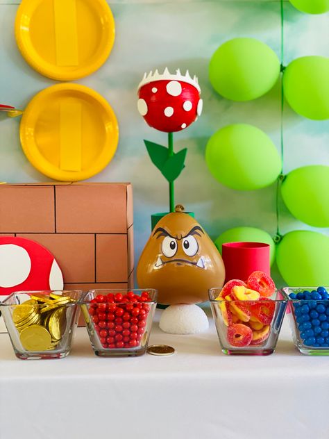 Diy Goomba, Mario Dessert Table, Super Mario Dessert Table, Yoshi Party, Princess Peach Party, Mario Bros Birthday Party Ideas, Nintendo Party, Super Mario Bros Birthday Party, Mario Cake