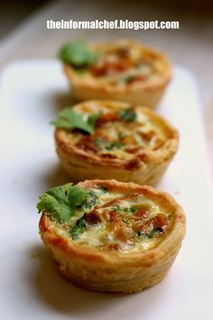 Chicken Tart, Tart Recipes Savory, Mini Quiches, Tandoori Masala, Savory Pastry, Savory Tart, Spicy Snacks, Savoury Baking, Tart Recipes