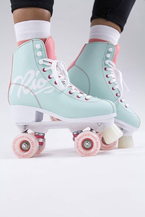 Rio script roller skates, teal/coral (37) : Amazon.co.uk: Sports & Outdoors Roller Skates Fashion, Rio Roller, Style Skate, Quad Roller Skates, Skating Aesthetic, Roller Skate Shoes, Roller Shoes, Quad Skates, Teal Coral