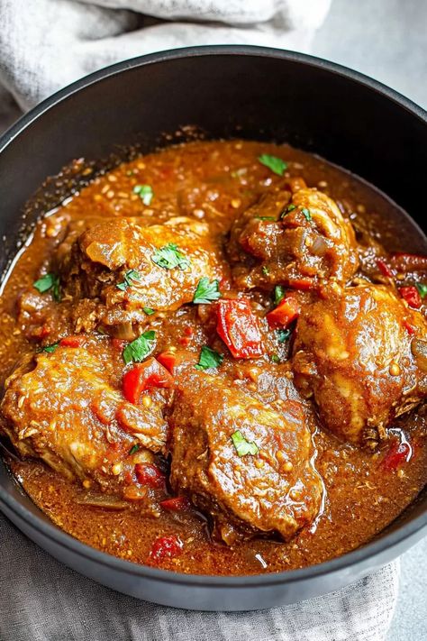 Authentic African Chicken Peanut Stew African Chicken Stew, African Chicken, Peanut Stew, African Cooking, Peanut Butter Sauce, Dessert Smoothie, Bread Snacks, Savory Chicken, Soup Dinner