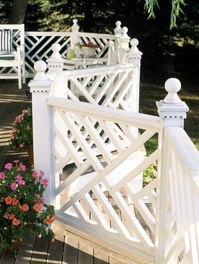 Awesome Chinese Chippendale Porch Railing. Love the way this one winds around, they are usually so straight. Balcony Railing Design Outdoor, Railing Design Outdoor, Reling Design, Deck Railing Design, Railing Ideas, Balcony Railing Design, Chinese Chippendale, Deck Designs, Deck Railing