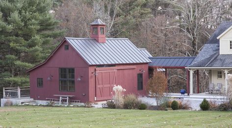 renovated barn exterior and porch on 1700s New England farmhouse New England Scandinavian, Old New England Farmhouse, 1700s Farmhouse, New England Farmhouse Exterior, Barn Exterior, England Farmhouse, New England Cottage, Vermont House, New England Farmhouse