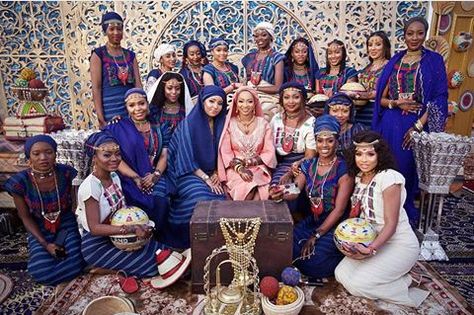 Fulani Wedding, Nigerian Tribes, Nigerian Traditional Attire, Fulani People, Cultural Fashion, Traditional Weddings, Traditional Wedding Attire, Fashion Traditional, Nigerian Weddings