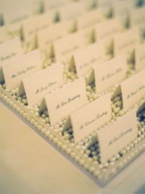 pearls Pearl Party, Theme Nature, Seating Cards, Seating Chart Wedding, Wedding Places, Wedding Seating, Pearl Wedding, Wedding Place Cards, Table Cards