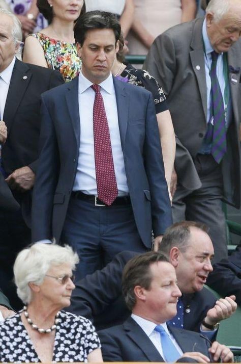 Glum Ed Miliband at Wimbledon: @TelePolitics pic of the day #labour #falkirk #Unite #Union #Carpetbaggers Ed Miliband, Wimbledon, Insta Fits, True Stories, Make Me Smile, I Laughed, Superman, Cool Photos, I Am Awesome