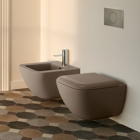 Wall-hung ceramic toilet Shui Comfort Collection by Ceramica Cielo | design Paolo D'Arrigo Bronze Bathroom Accessories, Wc Design, Bronze Bathroom, Bidet Toilet, Toilet Design, Wall Hung Toilet, Bad Design, Seat Design, Toilet Bowl