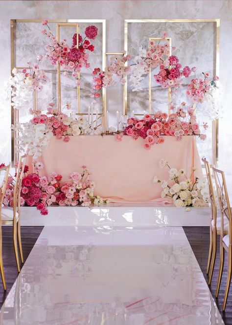 Chinoiserie Wedding Decor, Chinoiserie Wedding, Chinese Wedding Decor, Wedding Stage Design, Wedding Backdrop Decorations, Wedding Stage Decorations, Floral Backdrop, Chinese Wedding, Stage Decorations