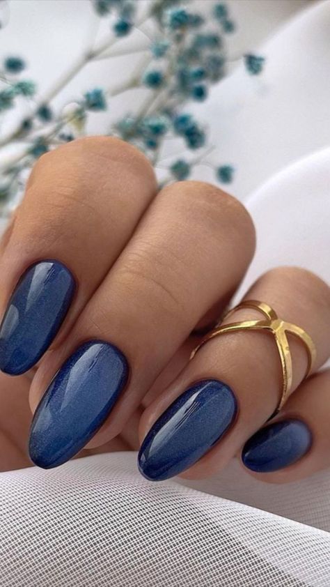 Late Winter Nails 2024, January Nail Designs 2024, Jan Nails 2024, Deep Blue Outfit, Blue Acrylic Designs, January Nail Inspo 2024, January Nails 2024, Cold Nails Winter, Nails January 2024