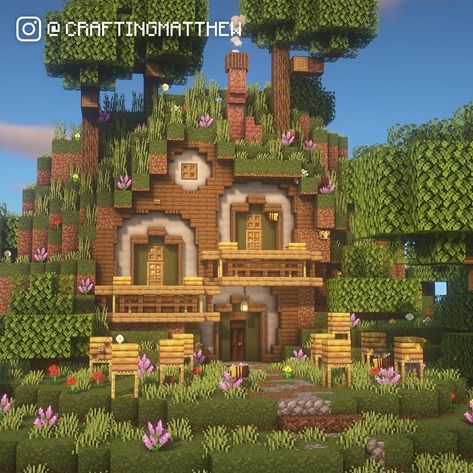 Cottagecore Hobbit House Minecraft, Minecraft Bee Keeper House, Cliff Side Village Minecraft, Pretty Minecraft Houses Vanilla, Minecraft Moss Cottage, Bee Minecraft Build, Hobbit Home Minecraft, Beehive Minecraft, Minecraft Hill House