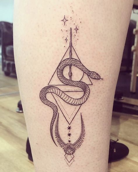 Harry Potter Snake, Slytherin Tattoo, Potter Tattoo, Harry Potter Tattoos, Harry Potter Tattoo, Cute Tattoos For Women, Time Tattoos, Snake Tattoo, Disney Tattoos