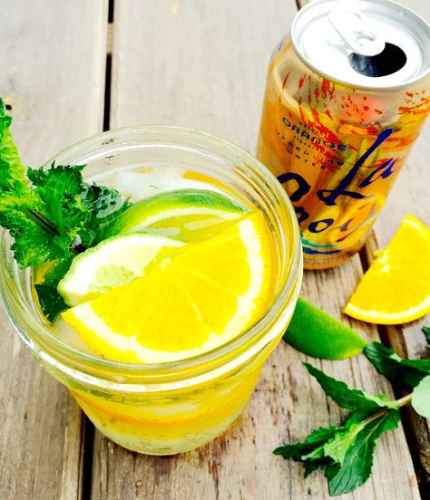 Orange La Croix Mojito La Croix Mocktail Recipes, Clean Cocktails, Confessions Of A Fit Foodie, Hibachi Chicken, 21 Day Fix Diet, Balsamic Pork, 21 Day Fix Meal Plan, Baked Oatmeal Cups, Mocktail Recipes