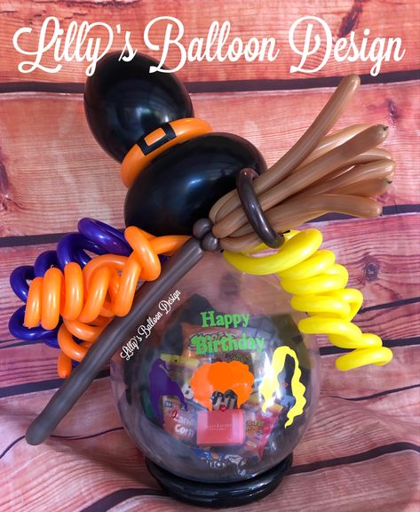 Globos Halloween, Spooky Balloons, Halloween Balloons Decorations, Baloon Art, Balloon Bouquet Delivery, Halloween 1st Birthdays, Deco Halloween, Hocus Pocus Party, Candy Balloons