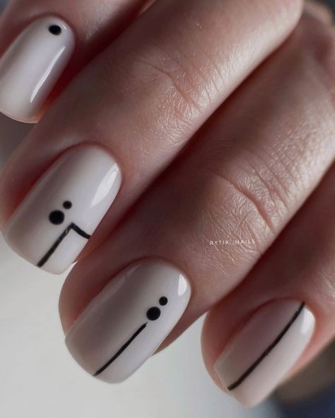 Line Dot Nail Art, Short Nail Designs Lines, Fine Line Nail Designs, Nail Art Line, Elegant Touch Nails, Line Nail Art, Minimal Nails Art, Mens Nails, Tropical Nails