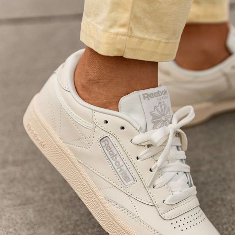 Reebok Club C 85 Outfit, Club C 85 Outfit, Vintage Shoes Sneakers, Reebok Outfit, Reebok Club C 85, Sneaker Outfits Women, Sneaker Trend, Sneaker Outfits, Club C 85