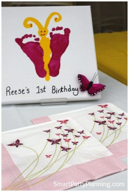 Butterfly Foot Prints Footprint Butterfly, Artwork Butterfly, Butterfly 1st Birthday, Butterfly Themed Birthday Party, Butterfly Theme Party, Butterfly Birthday Theme, Message Ideas, Butterfly Birthday Party, Simple Decoration