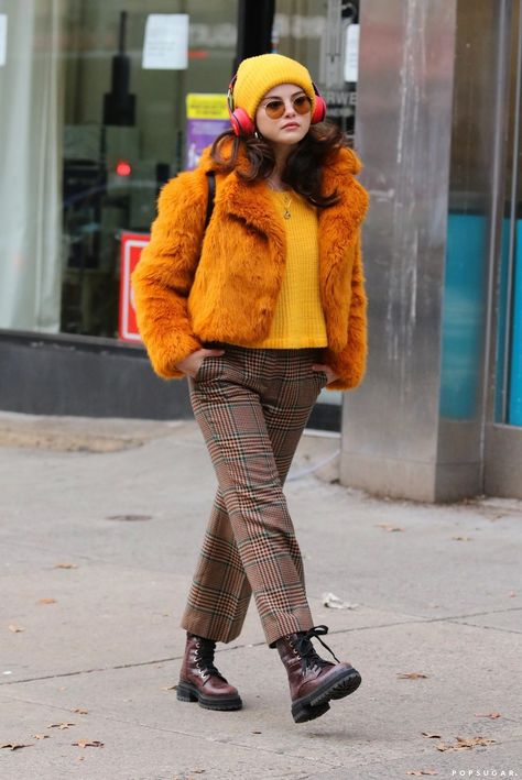 Orange Fur Coat Outfit, Selena Gomez Hair Styles, Colourful Fall Outfit, Tv Shows Outfits, Yellow Winter Outfits, Orange Coat Outfit, Bright Orange Outfit, Mabel Mora Outfits, Orange Fall Outfit